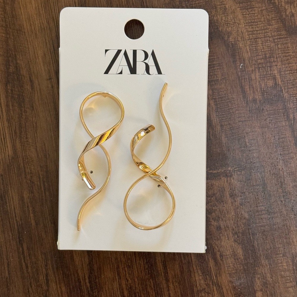 Zara irregular earring